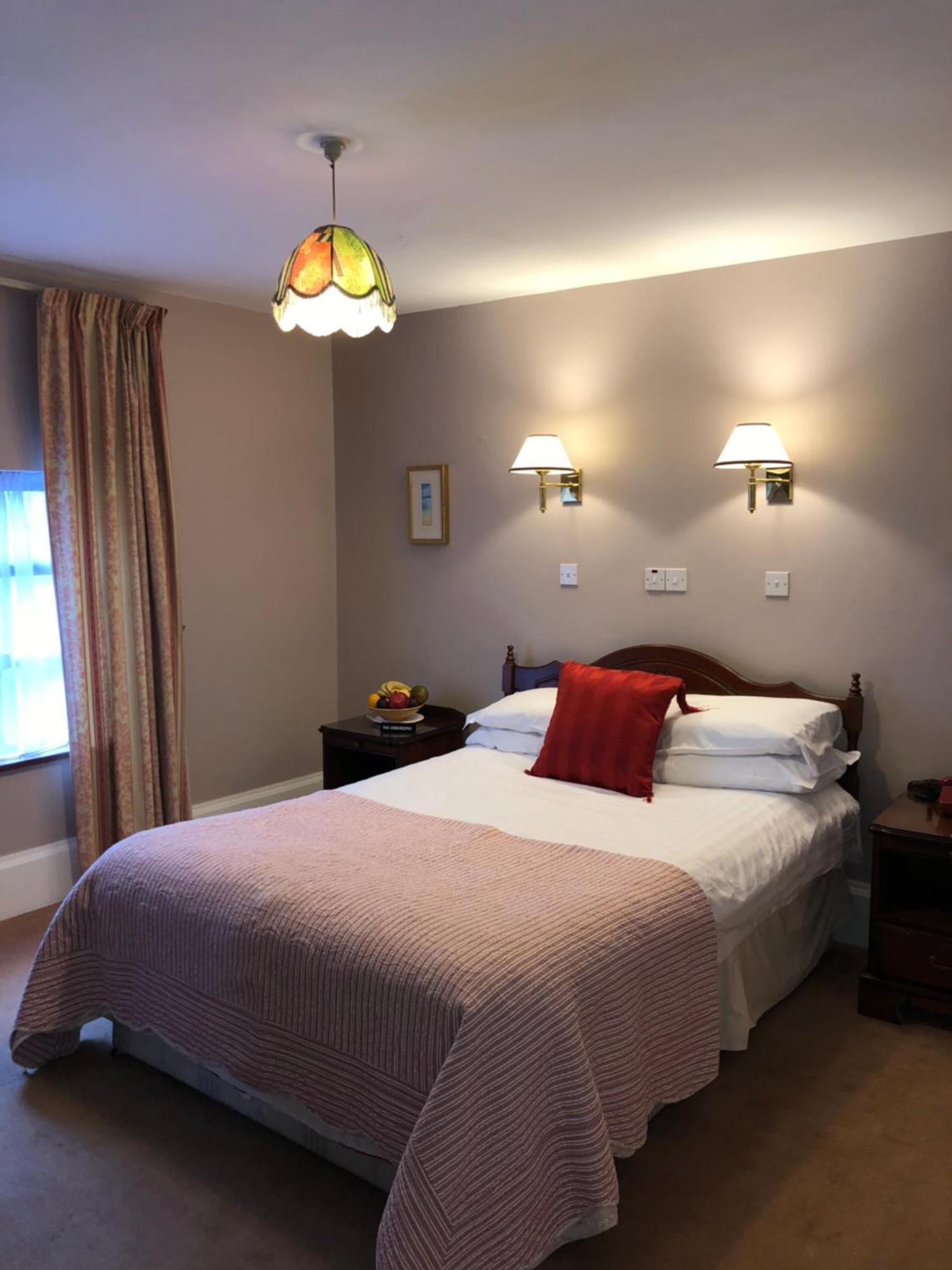 Tully'S Hotel Castlerea Ngoại thất bức ảnh